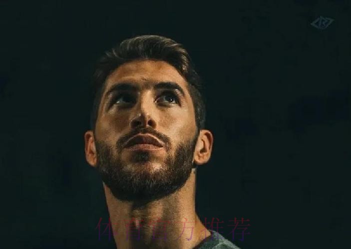 拉莫斯想留在皇马直至退役 从未收到过巴黎邀约 拉莫斯想留在皇马直至退役 从未收到过巴黎邀约